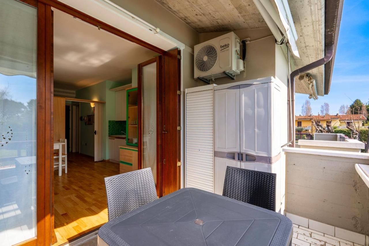 Azzurra Suite - Monolocale Con Piscina E Wifi Sirmione Zewnętrze zdjęcie