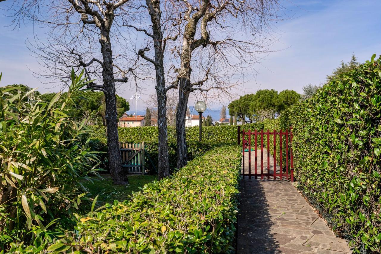 Azzurra Suite - Monolocale Con Piscina E Wifi Sirmione Zewnętrze zdjęcie